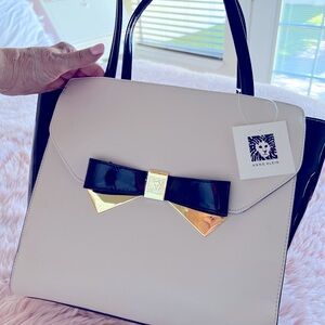 BRAND NEW W/ TAGS Gorgeous Anne Klein Black Patent & White w/Patent Bow Tote